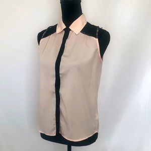 Sleeveless button down lace detail blouse